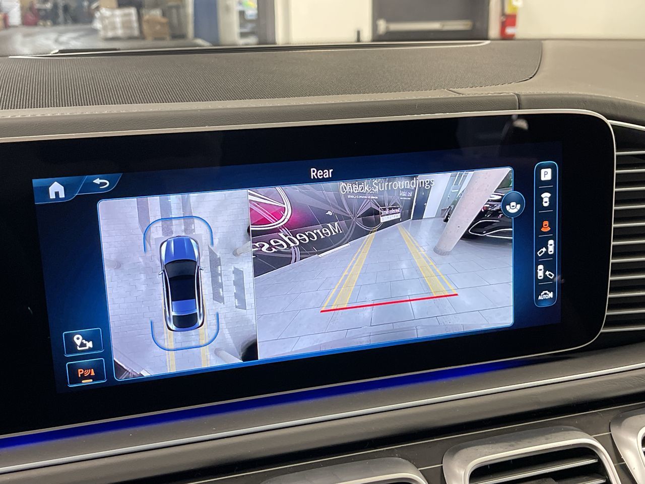 Mercedes-Benz GLE53  2024