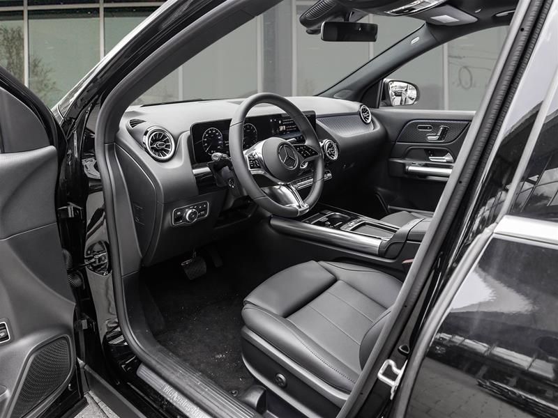 Photo 2026 Mercedes-Benz GLA 250 SUV #7
