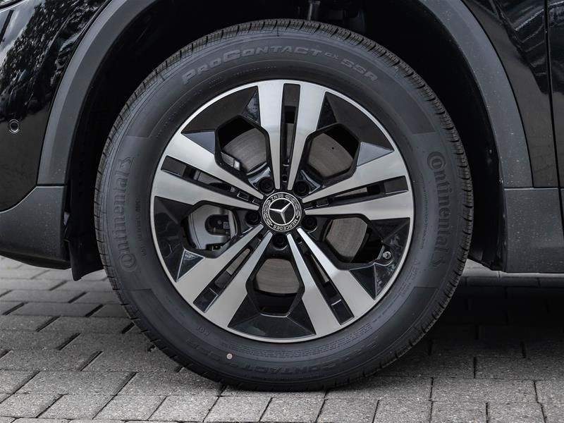 Photo 2026 Mercedes-Benz GLA 250 SUV #4