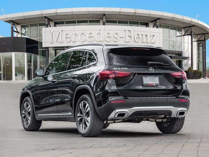 Photo 2026 Mercedes-Benz GLA 250 SUV #5