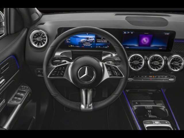 Photo 2026 Mercedes-Benz GLB 250 4MATIC SUV #4