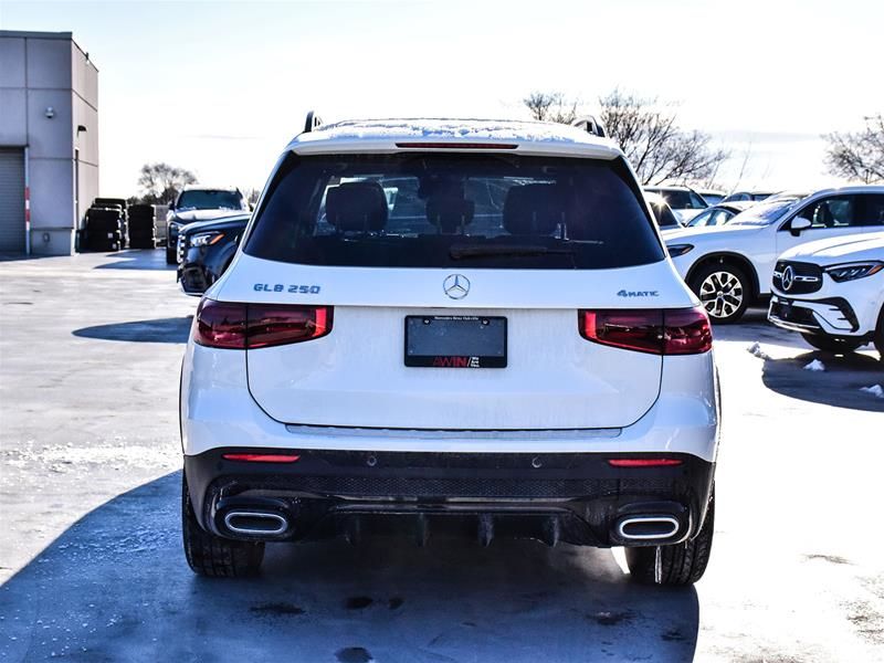 Photo 2026 Mercedes-Benz GLB 250 4MATIC SUV #6