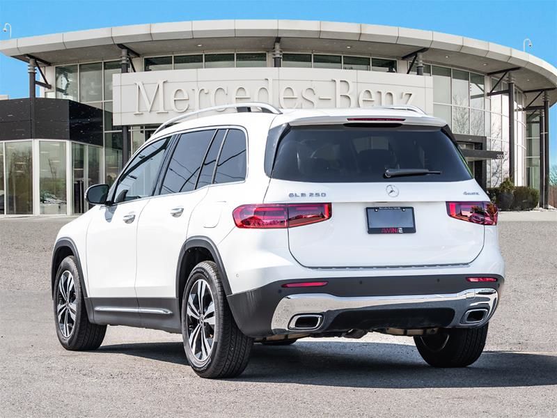 Photo 2025 Mercedes-Benz GLB250 4MATIC SUV #5