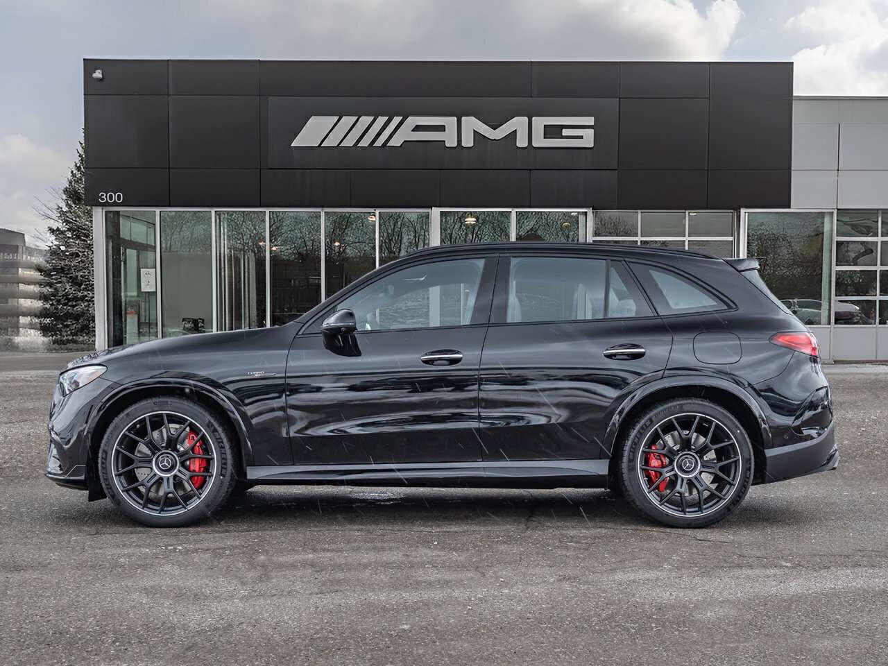 Photo 2026 Mercedes-Benz GLC AMG 63 SE SUV #3