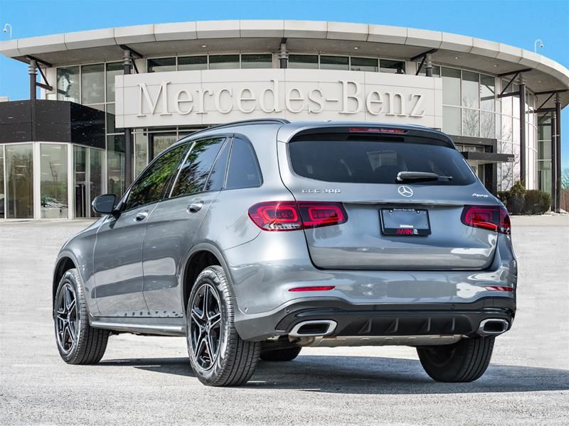 Photo 2022 Mercedes-Benz GLC300 4MATIC SUV #5