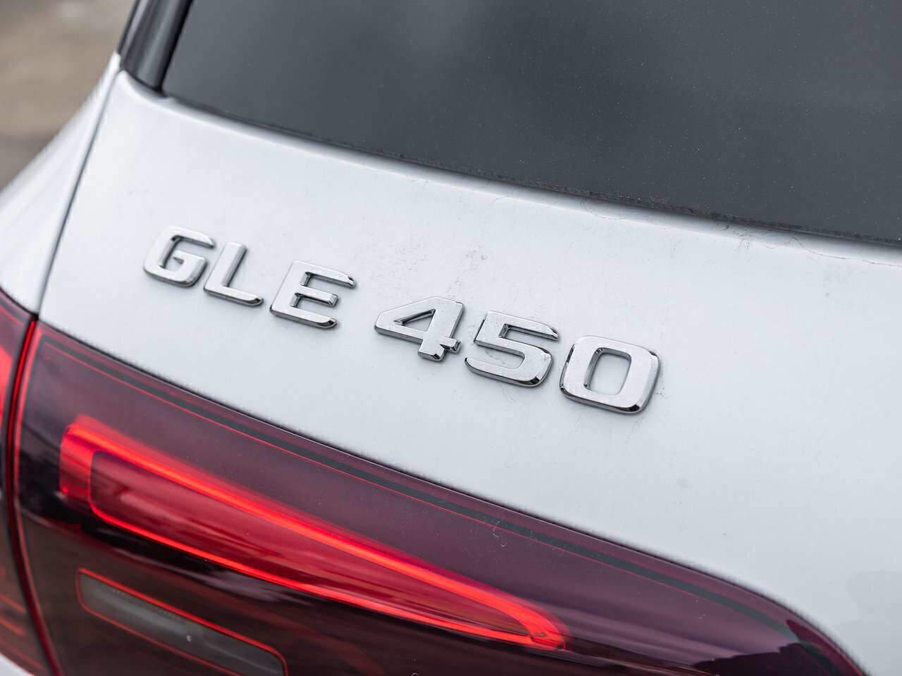 Photo 2026 Mercedes-Benz GLE 450 4MATIC SUV #8