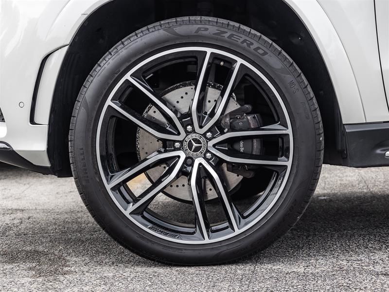 Photo 2023 Mercedes-Benz GLS580 4MATIC SUV #4