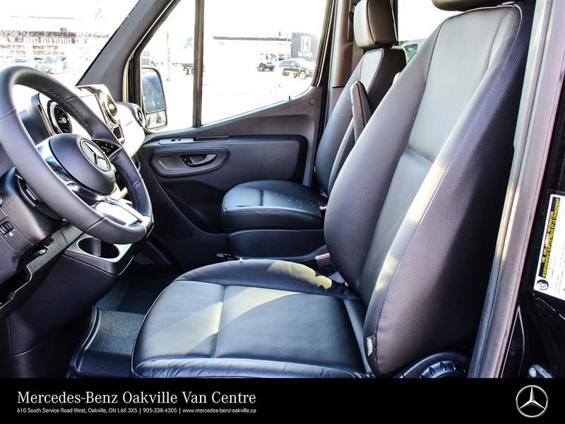 Photo 2026 Mercedes-Benz Sprinter 2500 170 Wheelbase High Roof RWD #6
