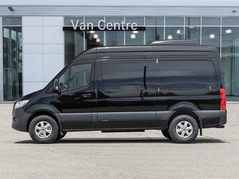 Photo 2026 Mercedes-Benz Sprinter 2500 144 Wheelbase High Roof RWD #3