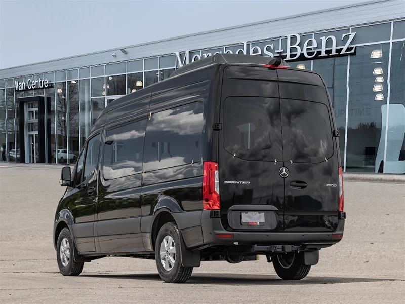 Photo 2026 Mercedes-Benz Sprinter 2500 144 Wheelbase High Roof RWD #5