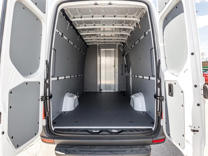 Photo 2026 Mercedes-Benz Sprinter 2500 170 Wheelbase High Roof RWD #7