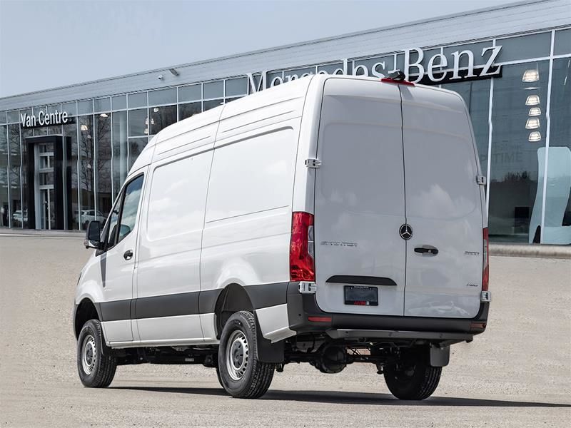 Photo 2026 Mercedes-Benz Sprinter 2500 144 Wheelbase Standard Roof AWD #5