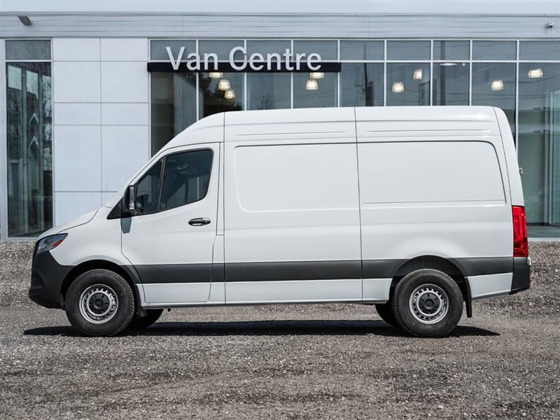 Photo 2026 Mercedes-Benz Sprinter 2500 144 Wheelbase Standard Roof RWD #3