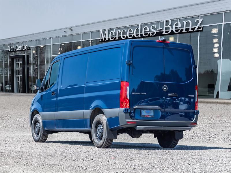 Photo 2026 Mercedes-Benz Sprinter 2500 144 Wheelbase Standard Roof RWD #5