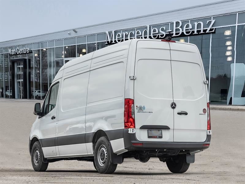 Photo 2026 Mercedes-Benz Sprinter 2500 144 Wheelbase Standard Roof RWD #5