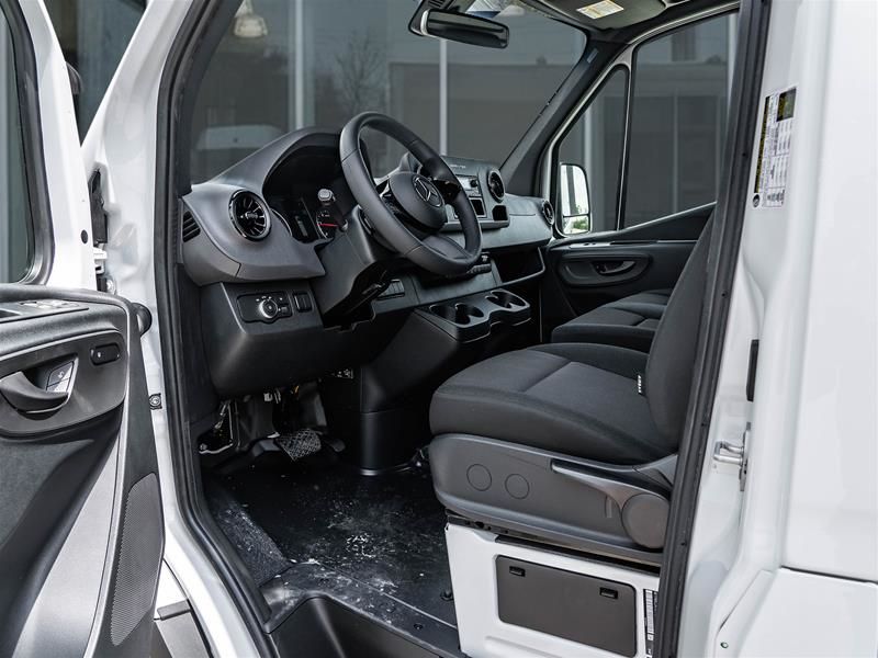 Photo 2026 Mercedes-Benz Sprinter Cargo Van 2500 High Roof I4 Diesel 170 #8
