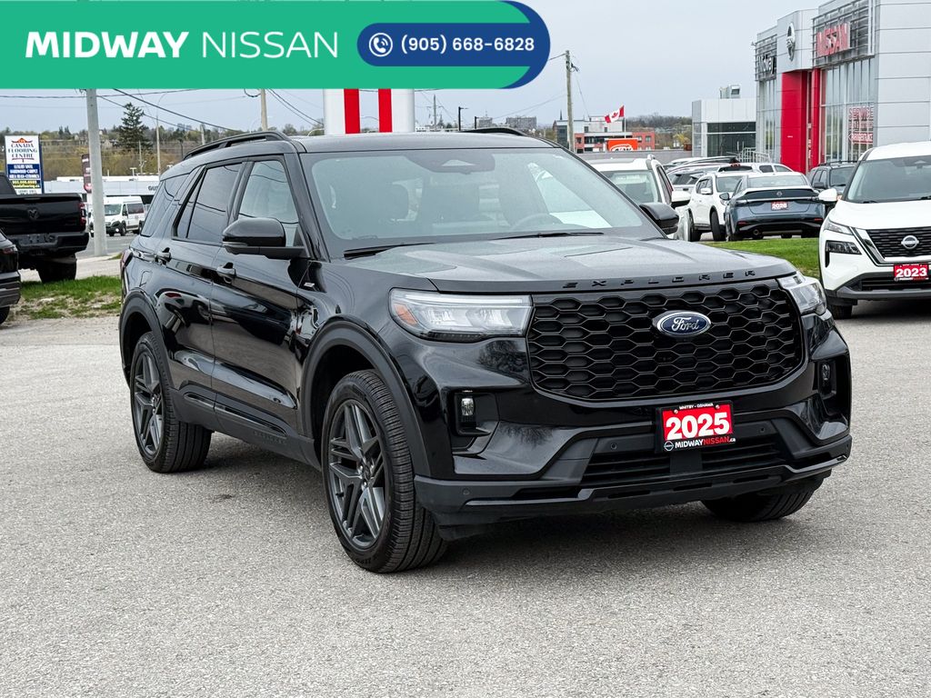 2025 Ford Explorer ST-Line