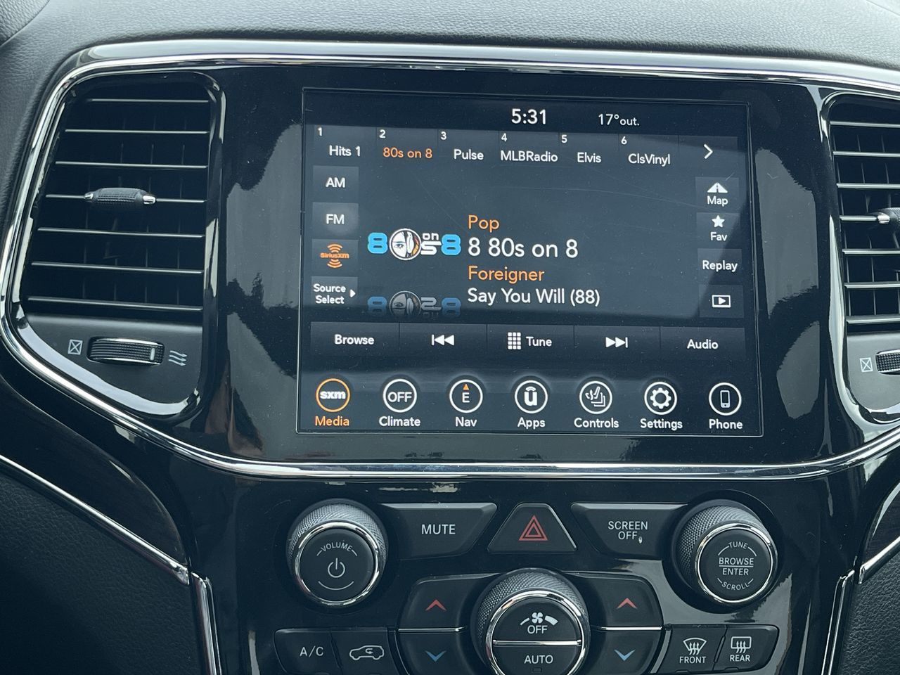 2021 Jeep Grand Cherokee in Calgary, Alberta