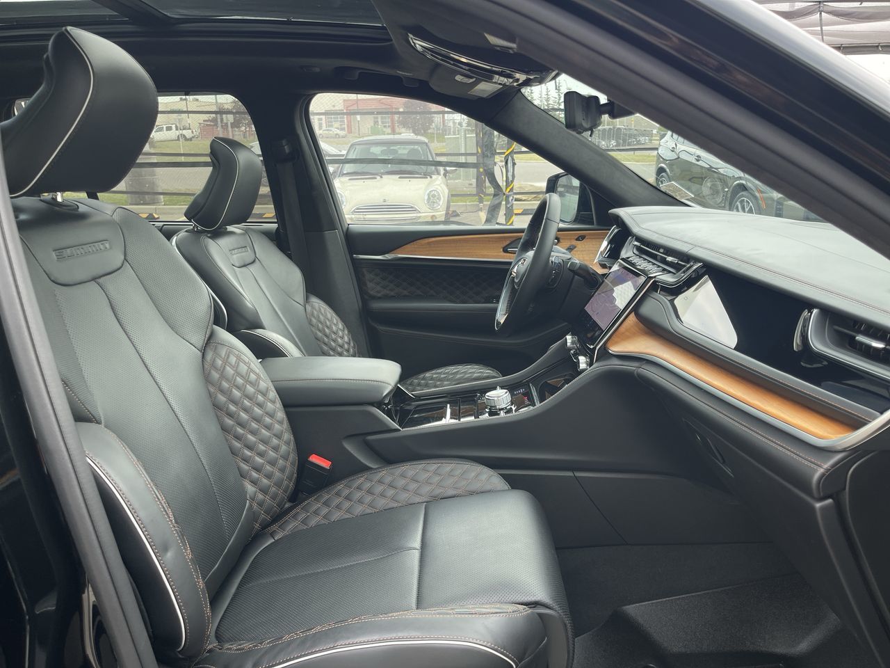 2022 Jeep Grand Cherokee
