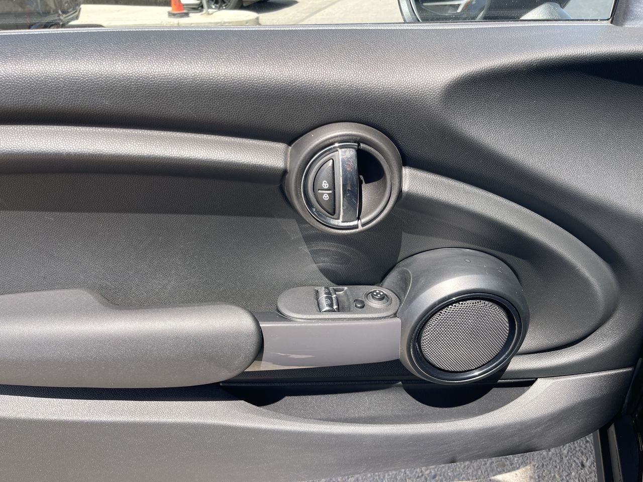 2018 MINI 3 Door in Calgary, Alberta