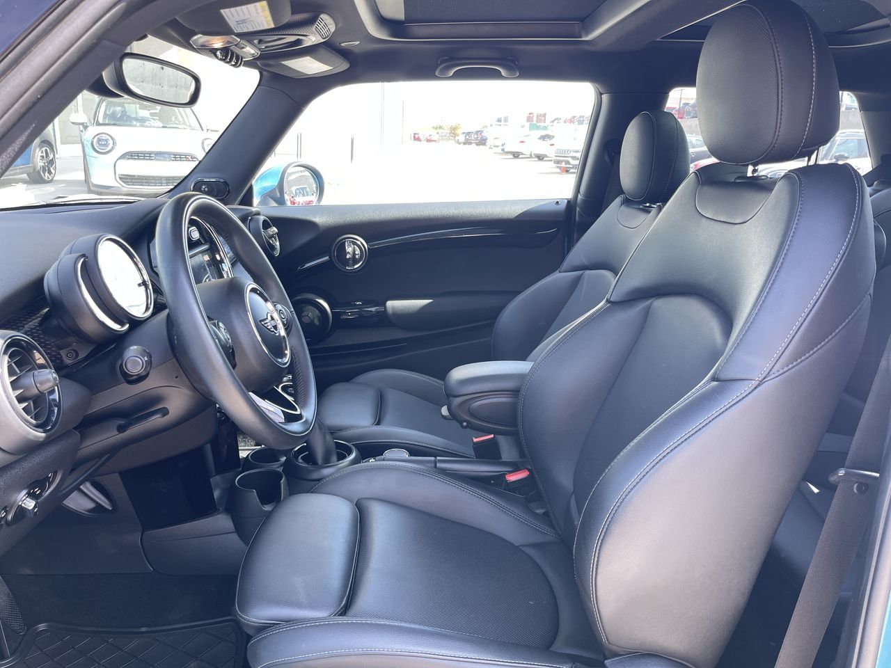 2019 MINI 3 Door in Calgary, Alberta