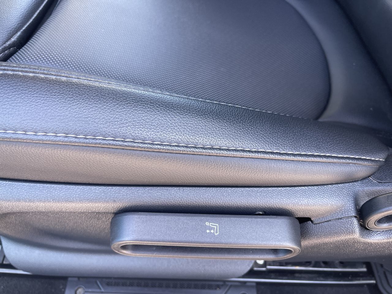 2019 MINI 3 Door in Calgary, Alberta
