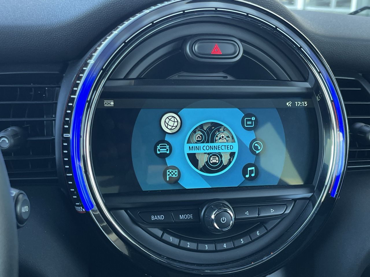 MINI 3 Door  2019 à Calgary, Alberta