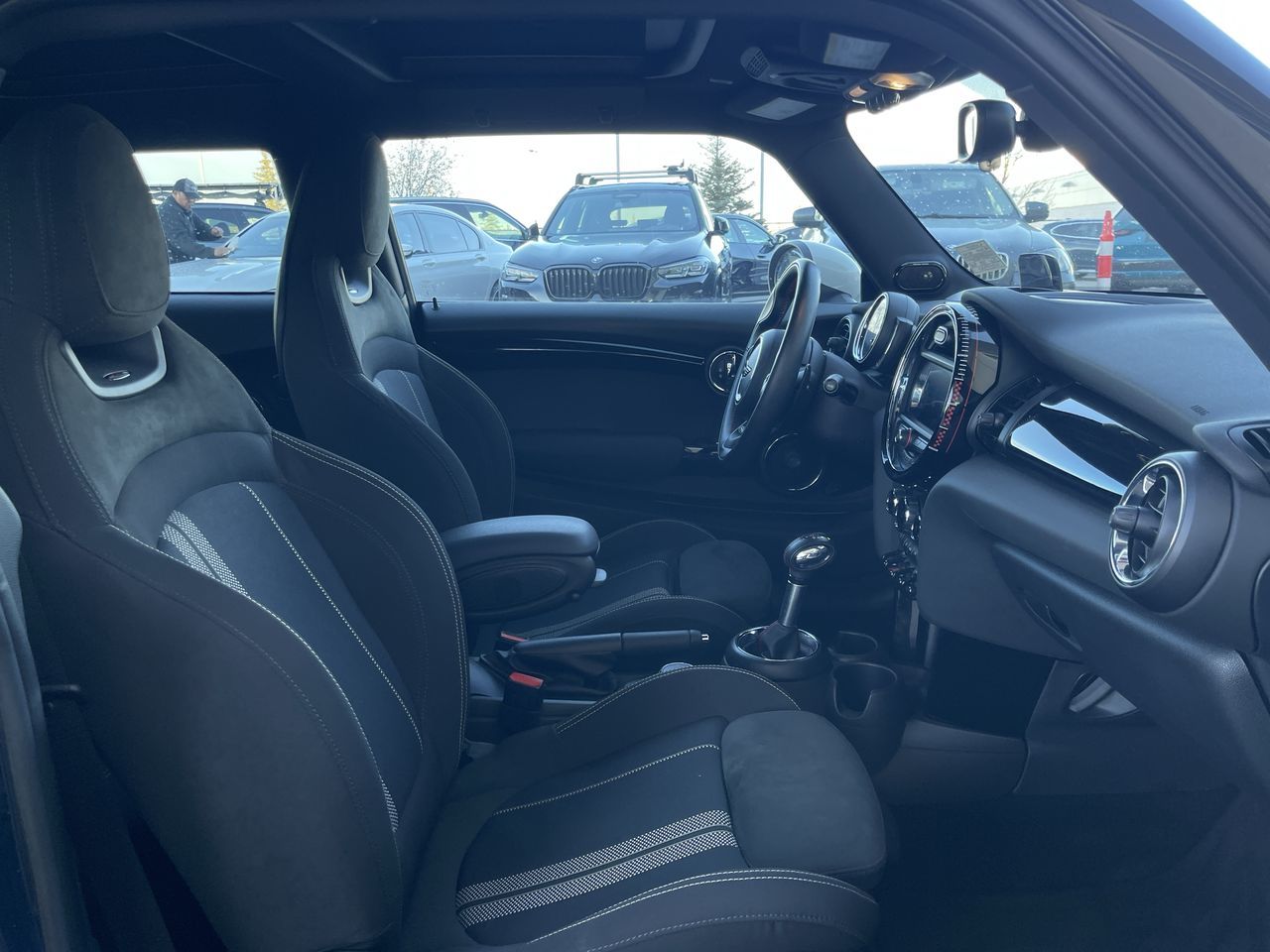 MINI 3 Door  2019 à Calgary, Alberta