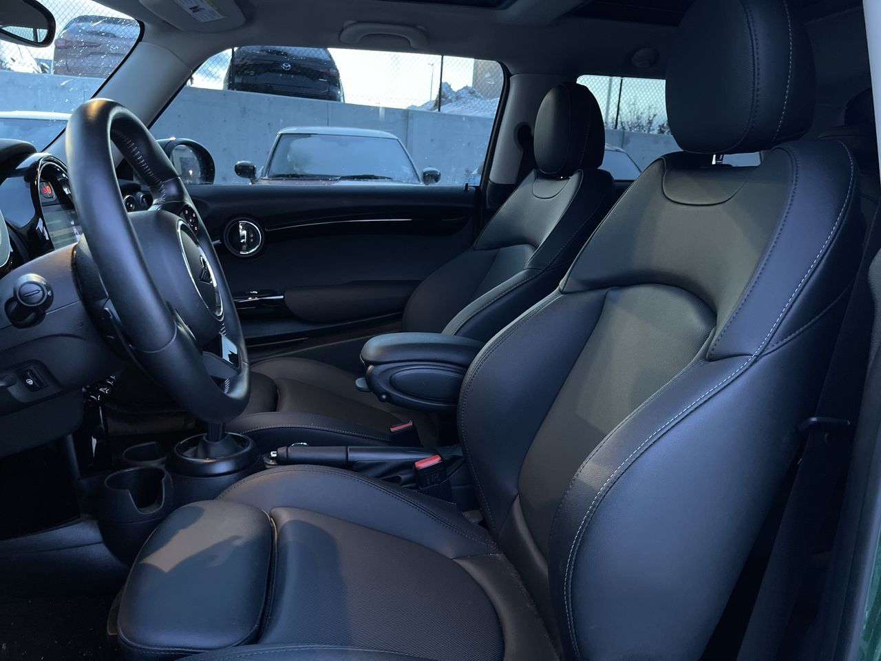 MINI 3 Door  2023 à Calgary, Alberta