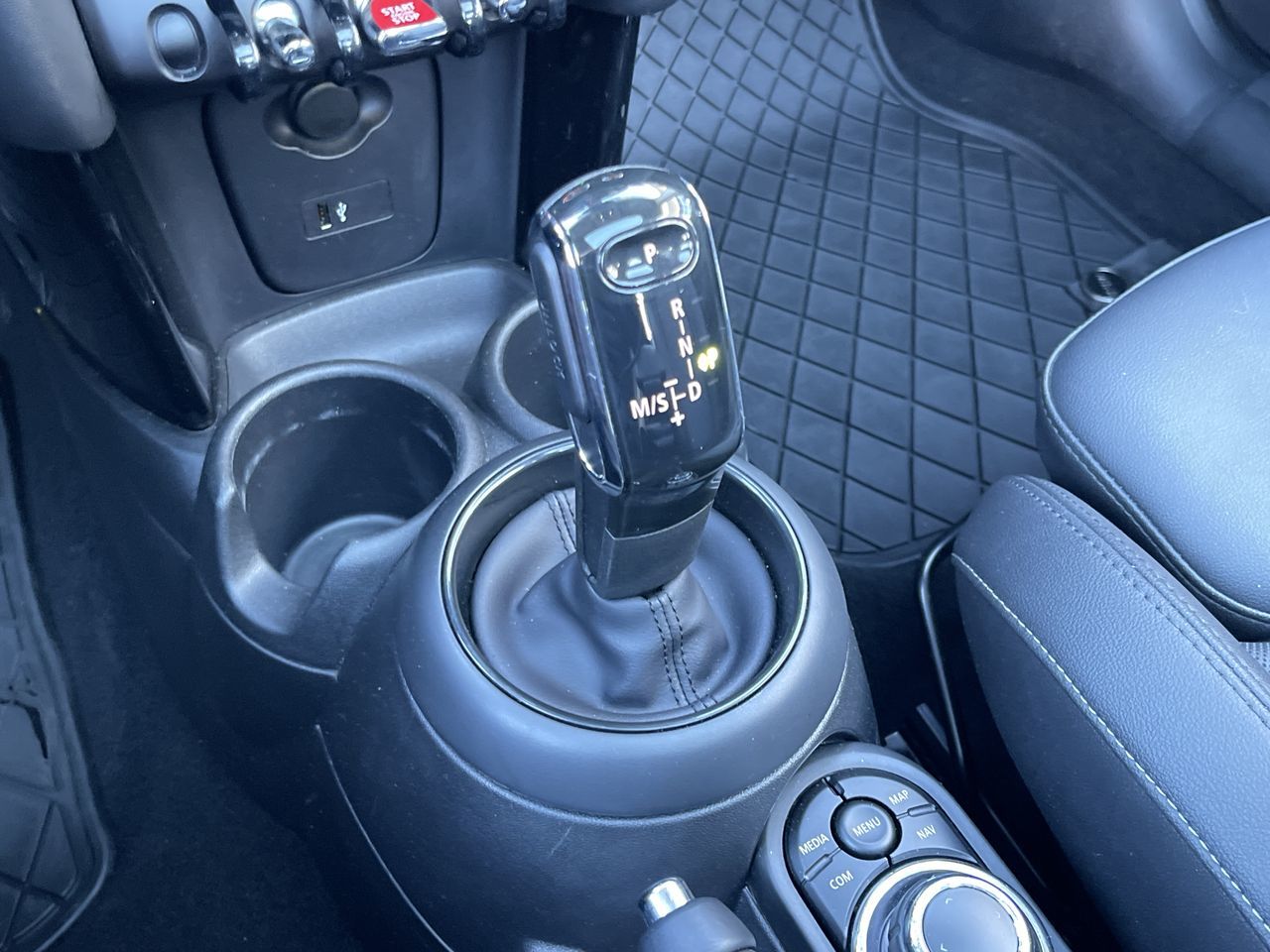 2023 MINI 3 Door in Calgary, Alberta