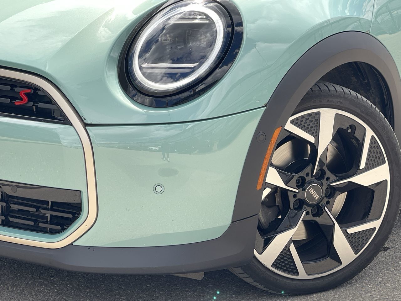 2025 MINI 3 Door
