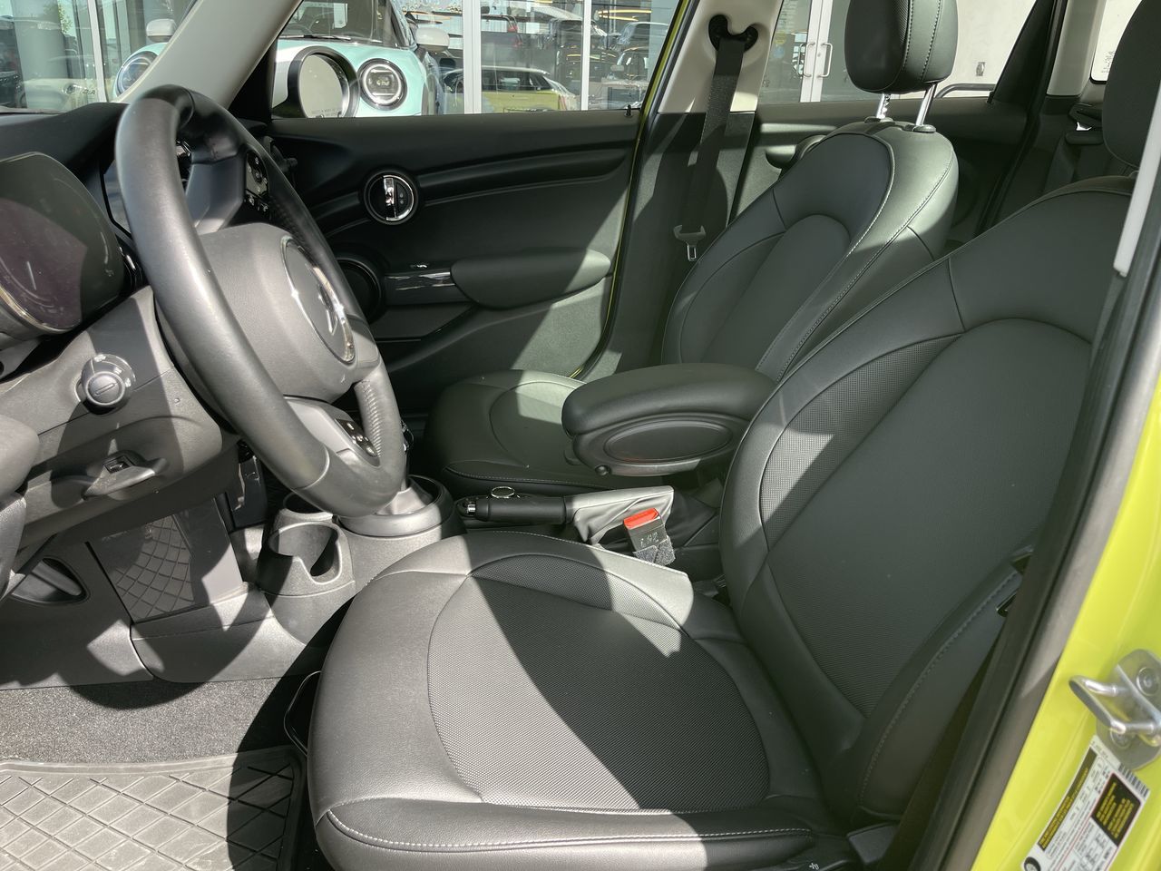 2023 MINI 5 Door
