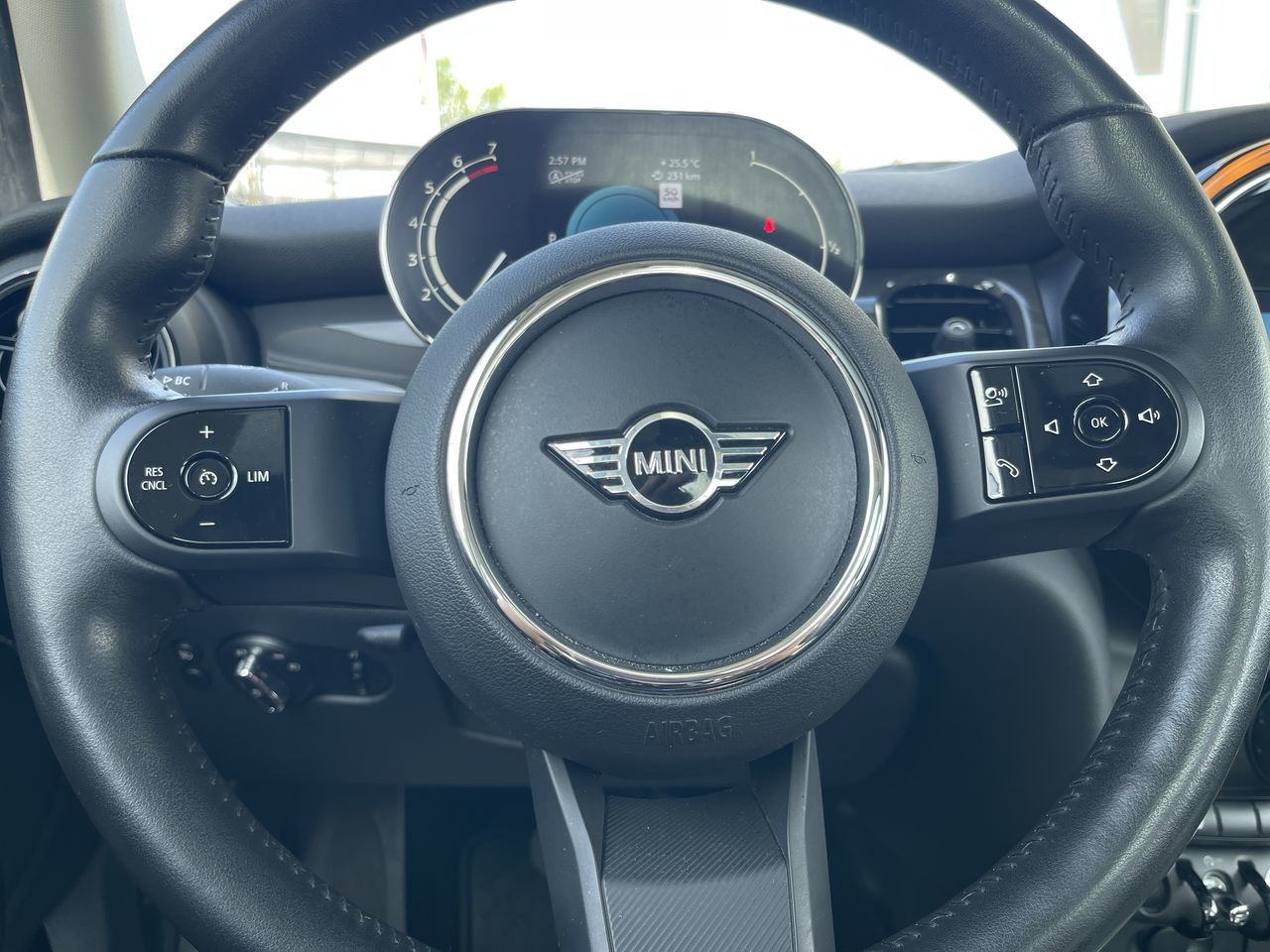 2023 MINI 5 Door