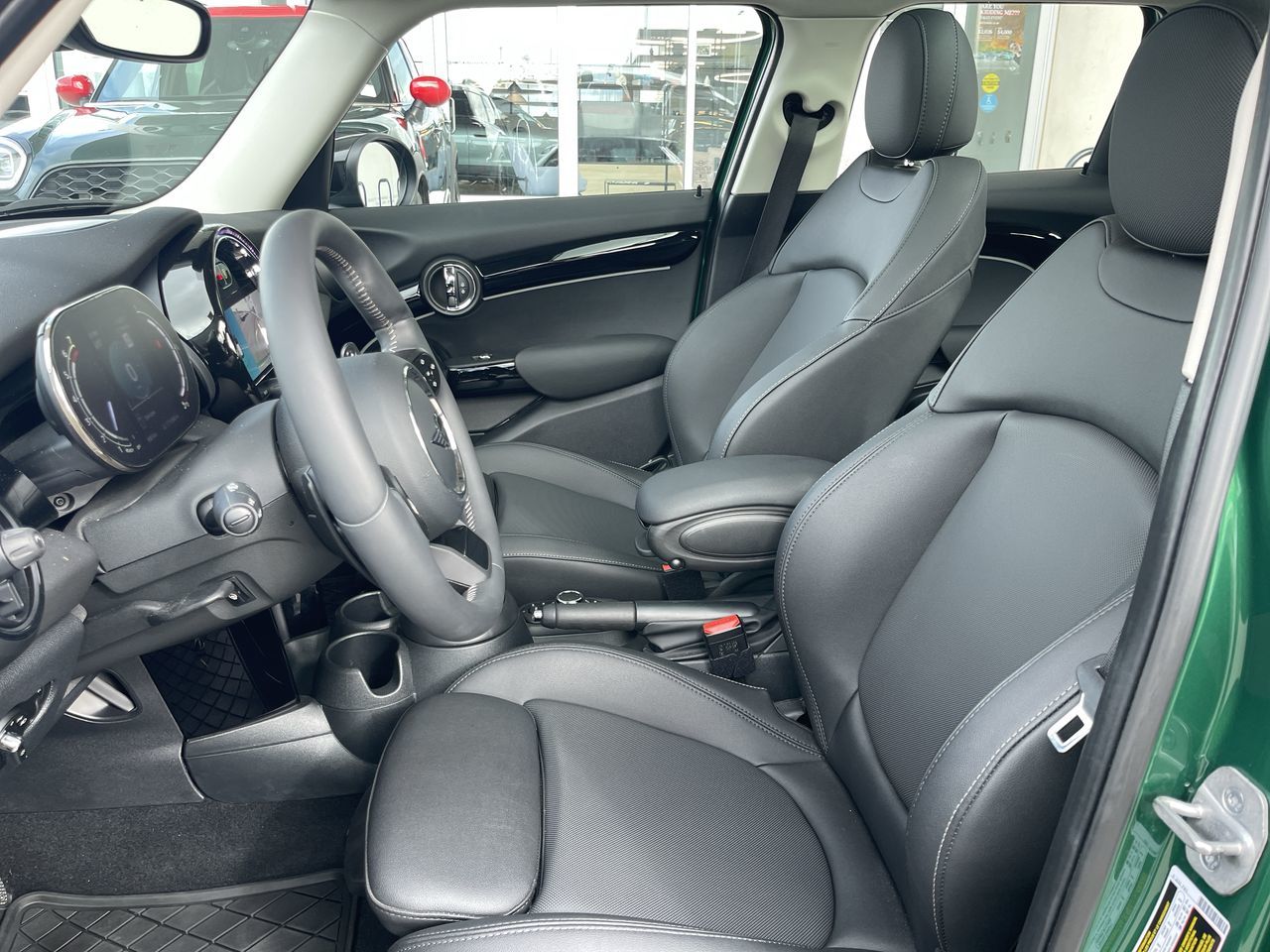 2024 MINI 5 Door