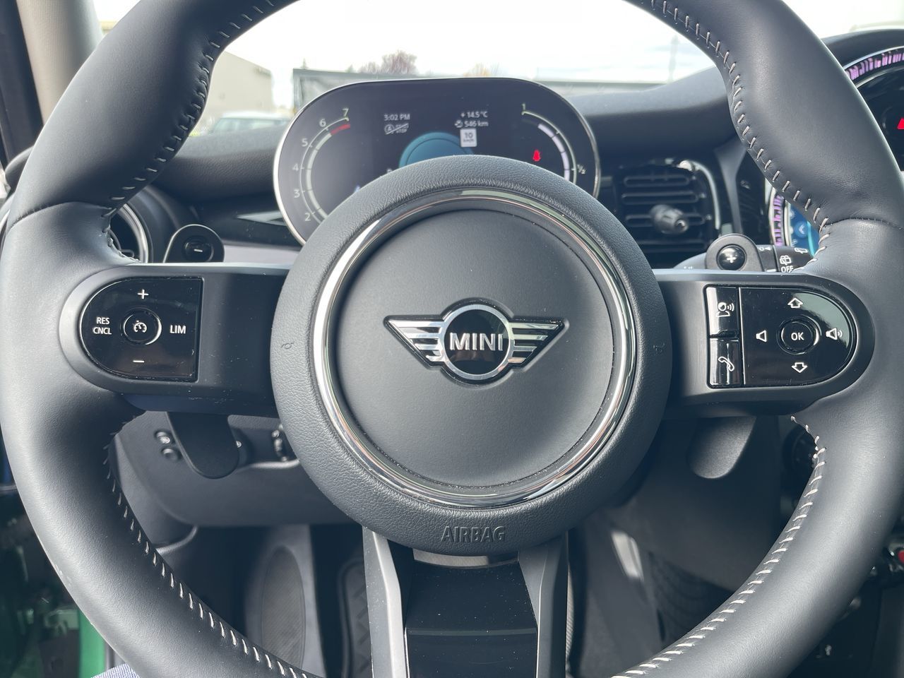 2024 MINI 5 Door