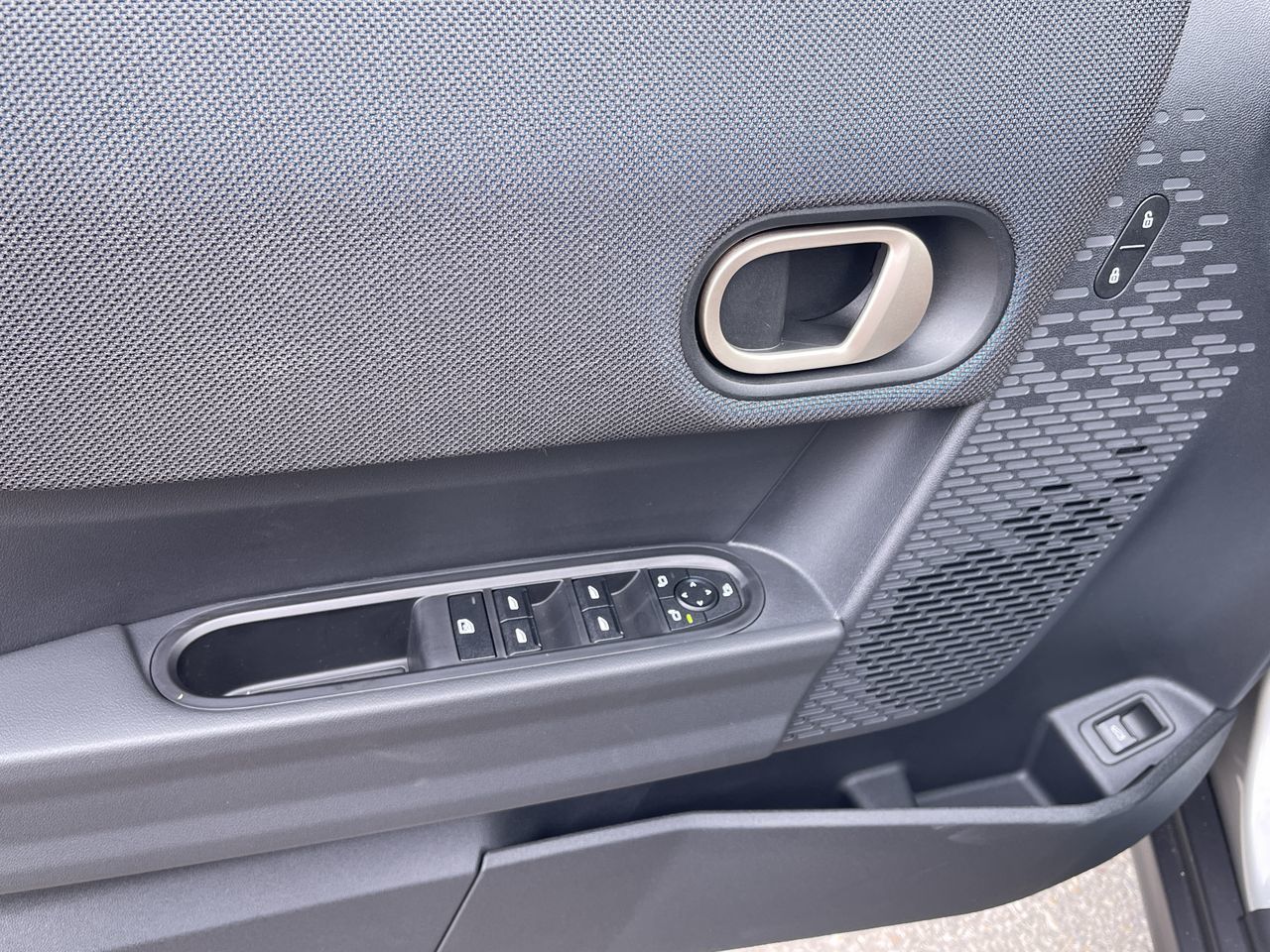 2025 MINI COOPER (5)