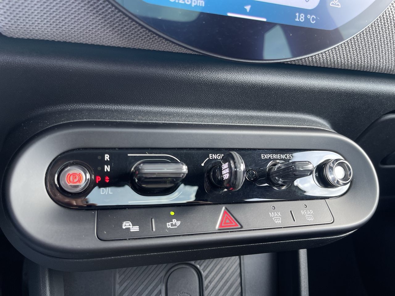 2025 MINI 5 Door