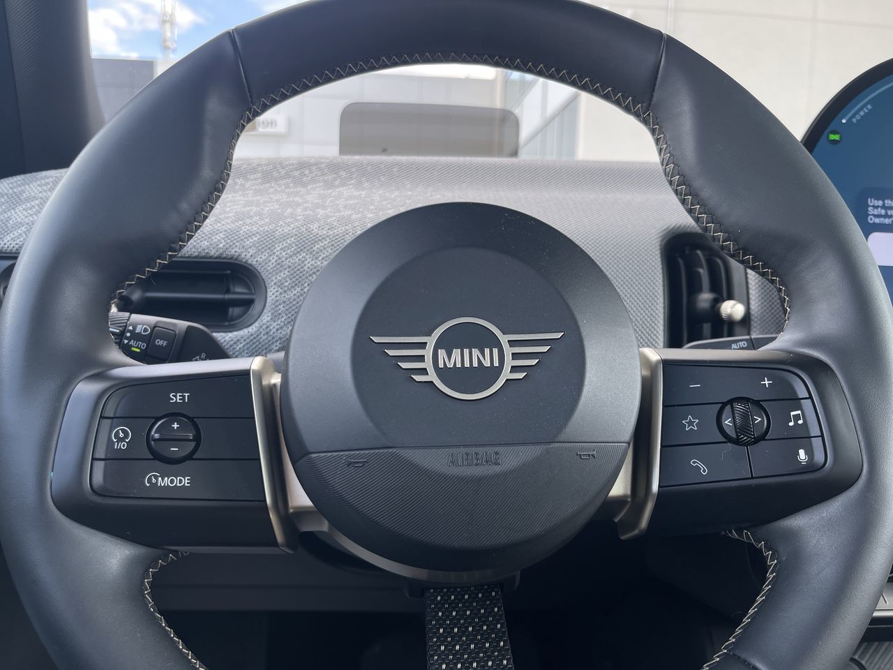 2025 MINI 5 Door