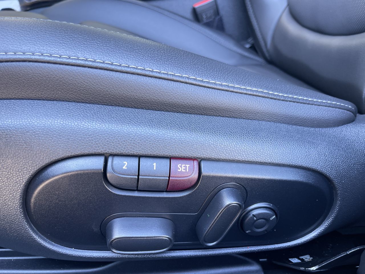 2019 MINI Clubman in Calgary, Alberta