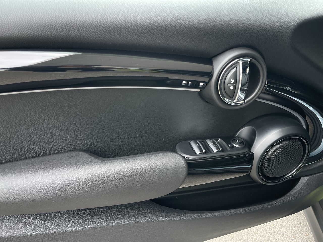 2022 MINI Convertible in Calgary, Alberta