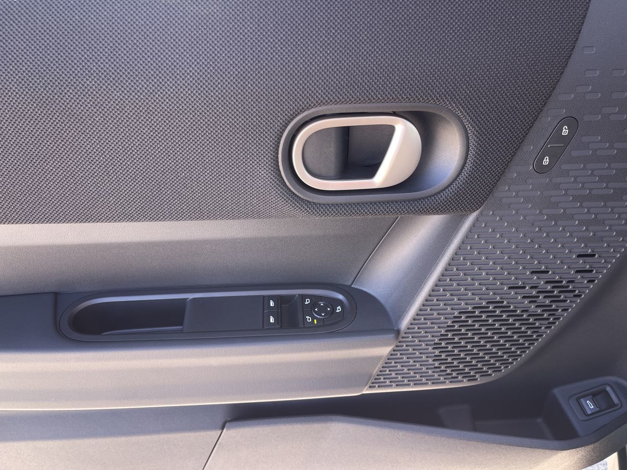 MINI Cooper (3)  2026 à Calgary, Alberta