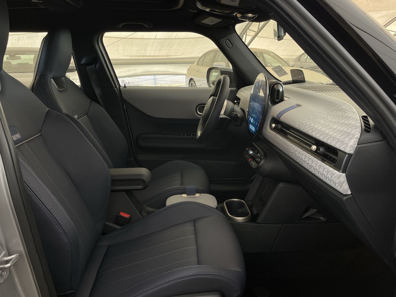 2025 MINI COOPER (5) in Calgary, Alberta