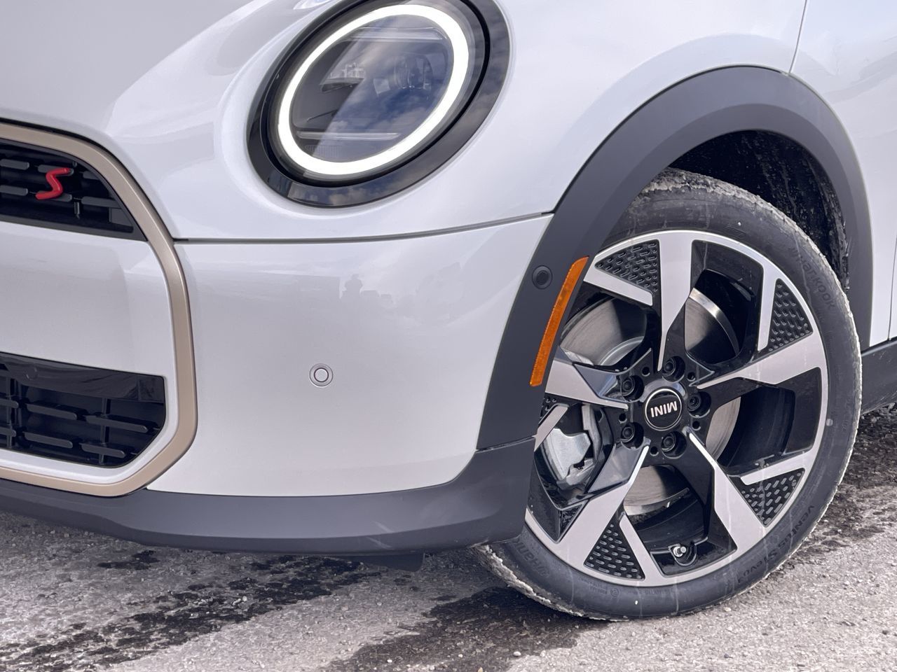 2025 MINI COOPER (5) in Calgary, Alberta
