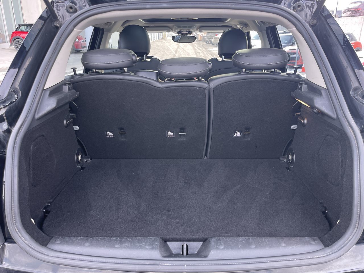 2015 MINI Cooper Hardtop 5 Door