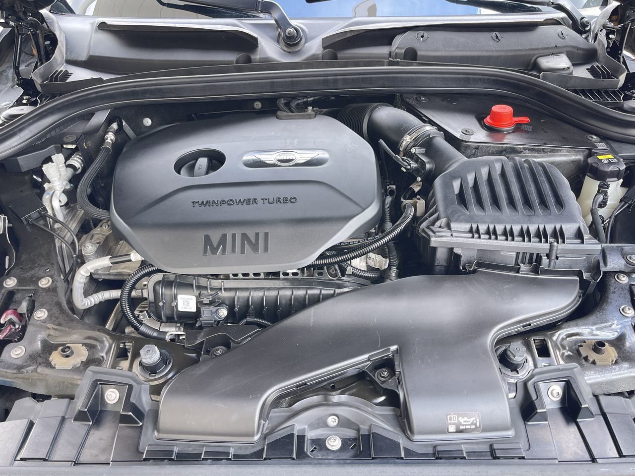 2017 MINI Cooper Hardtop 5 Door in Calgary, Alberta