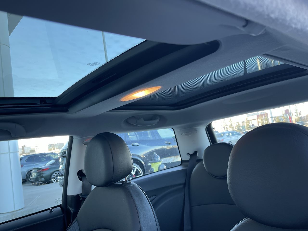 MINI Cooper Hardtop  2009 à Calgary, Alberta