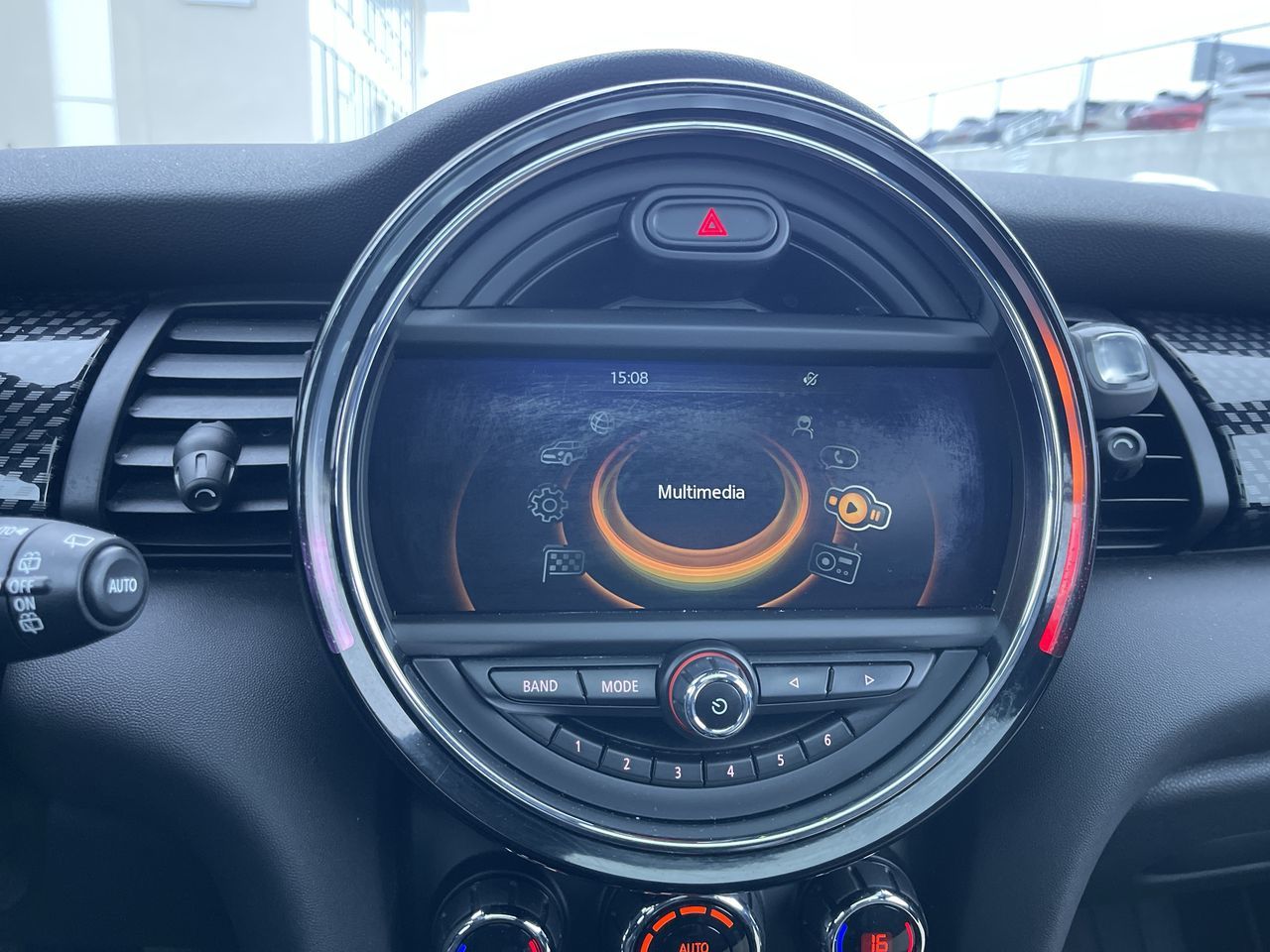 MINI Cooper Hardtop  2015 à Calgary, Alberta