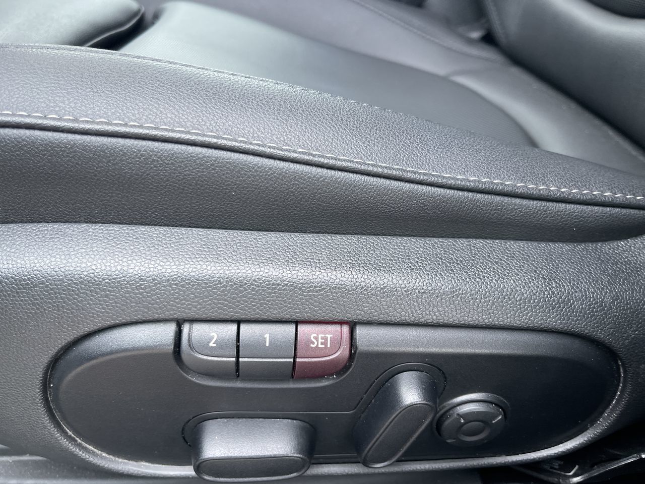 2024 MINI Countryman in Calgary, Alberta