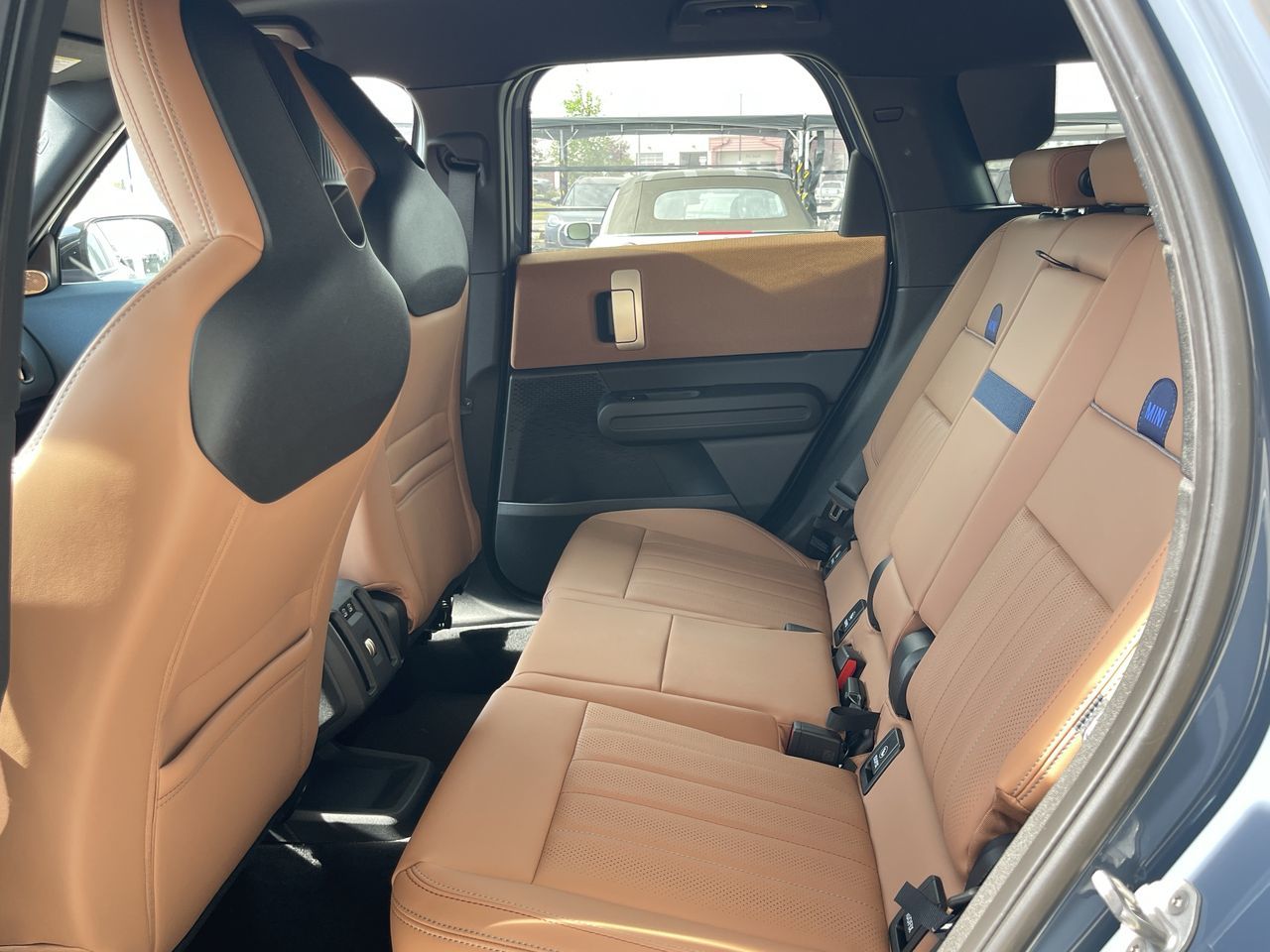MINI Cooper Countryman  2027 à Calgary, Alberta