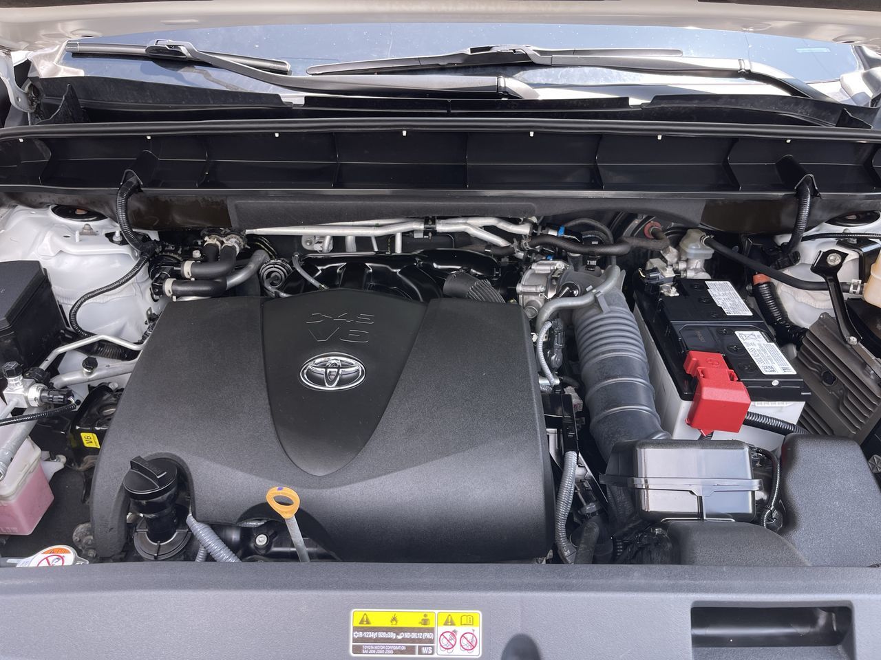 2022 Toyota Highlander in Calgary, Alberta